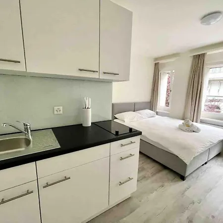 Urban Oasis With Queen Bed And View Be-14 *